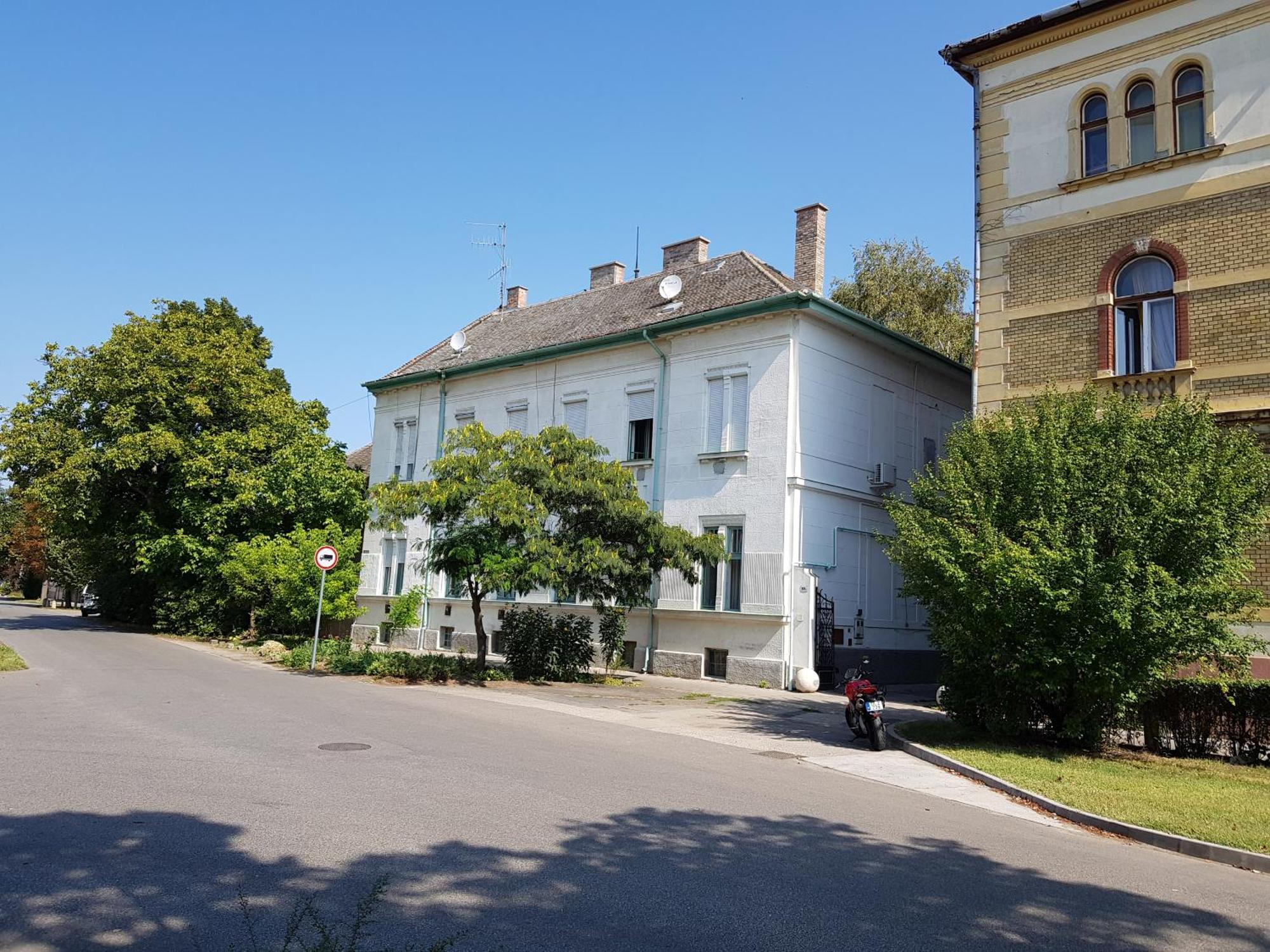 Szent Janos Apartman Мако Экстерьер фото